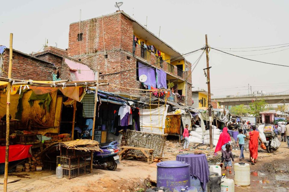Delhi: Ethical Sanjay Colony Slum Tour - The textile recycling stops: where the local economy becomes real
