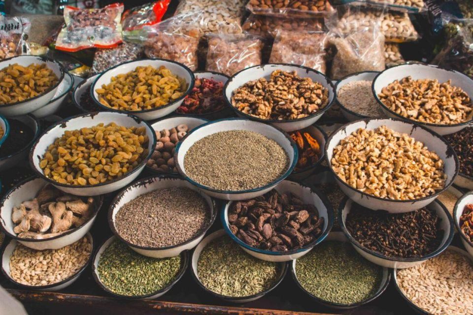Delhi: Evening Tour of Old Delhi City with Guide - Why an Evening Old Delhi Tour Feels Easier