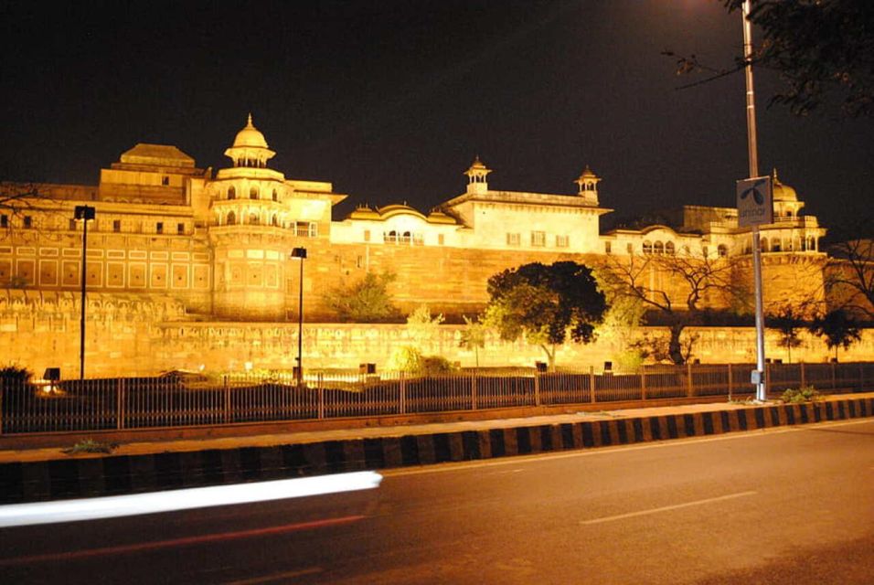 Delhi: Evening Tour of Old Delhi City with Guide - Sikh Temple Time and Mosque Beauty: Two Faiths, Shared Streets