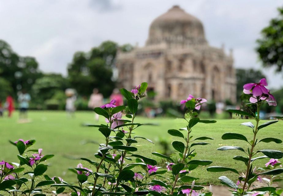 Delhi: Half-Day Private Guided City Sightseeing Tour - Timing, walking, and what to wear for these specific stops