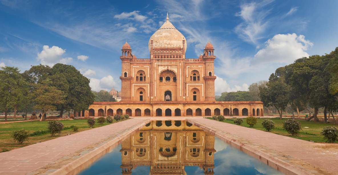 Delhi: Heritage Photography Tour - The garden switch: Lodhi Garden and Rose Garden for soft light and calm frames