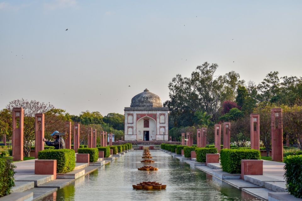 Delhi Hidden Gems Tour: Art, History & Heritage Parks - Mehrauli Archaeological Park: reading 800 years of Delhi in one walking circuit