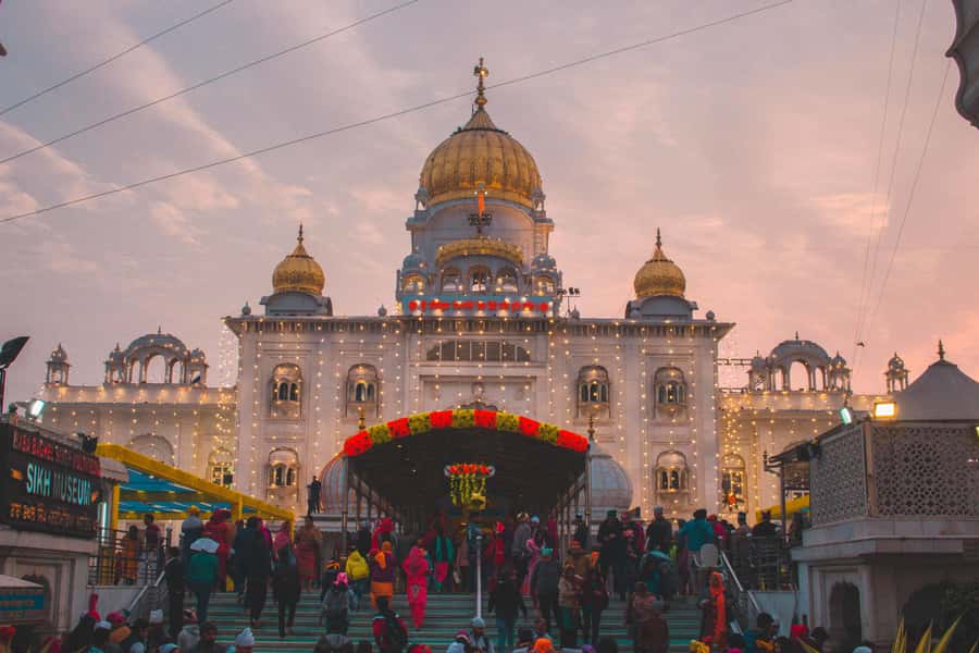 Delhi Highlights: Private Old & New Delhi with Fee Options - Old Delhi to New Delhi, One Day That Actually Makes Sense