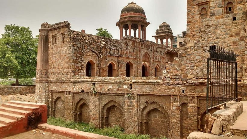 Delhi: Mehrauli Archaeological Park Tour with Hotel Pickup - The 3-hour flow: what you do, and why it works