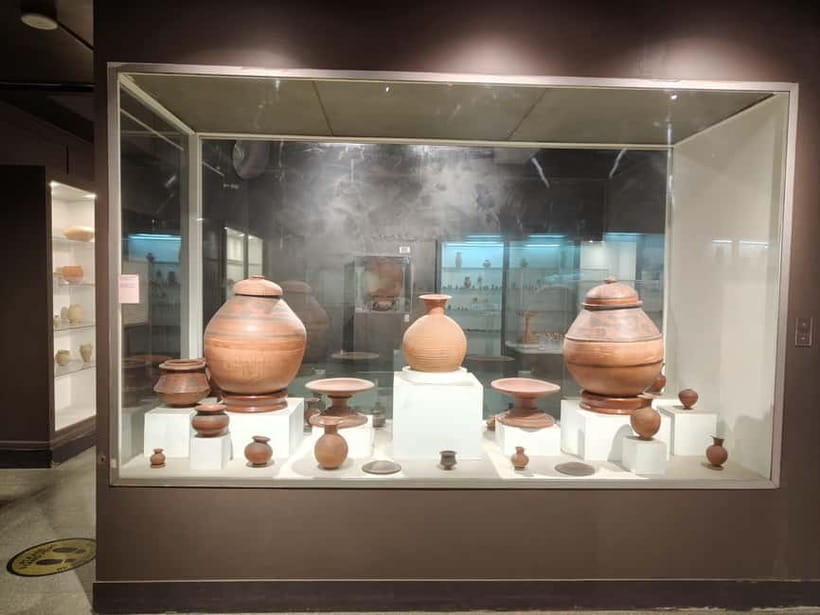 Delhi: National Museum Tour - Decorative Arts Gallery: Jewelry, Textiles, and Everyday Craft Genius