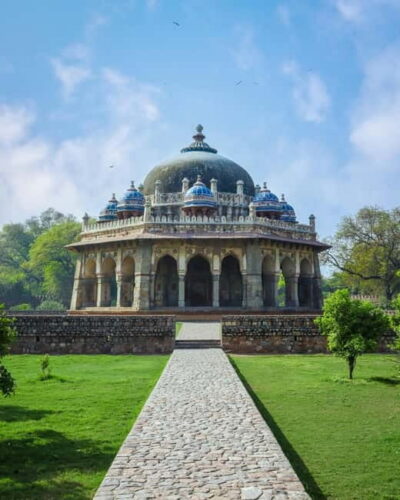 Delhi: New & Old Delhi Private Half or Full-Day Tour - Pickup, driver options, and the express entry advantage