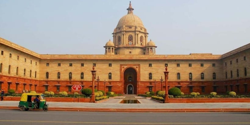 Delhi: Old and New Delhi Guided Full or Half-Day Tour - Lotus Temple and Qutb Minar: Two Types of Awe