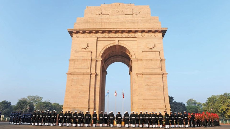 Delhi: Old and New Delhi One Day Tour - Transportation and pacing: what the 8 hours really means in Delhi