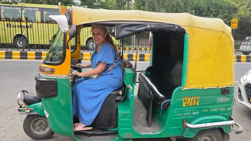 Delhi: Old And New Delhi Private Full Day & Half Day Tour - Khari Baoli: market lanes and quick guided orientation