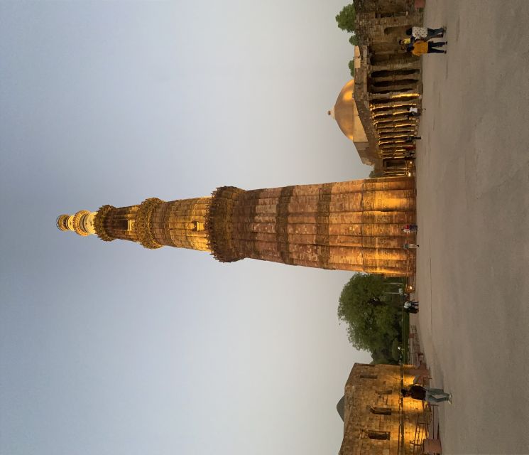 Delhi: Old and New Delhi Private Full or Half-Day Tour - Red Fort exterior only: worth it, but set expectations