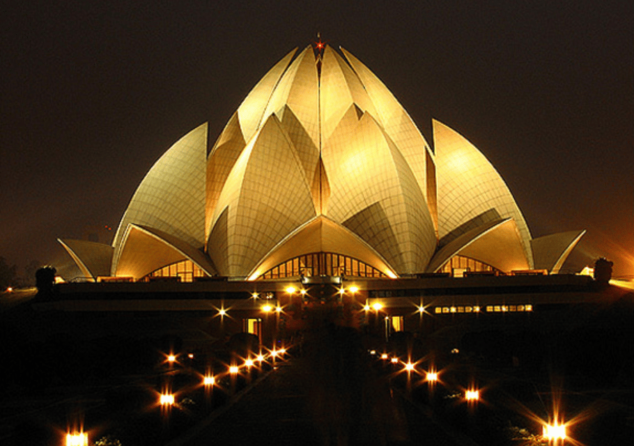 Delhi: Old Delhi & New Delhi Full & Half Day Private Tour - Laxmi Narayan Temple: Hindu devotion with a guided focus
