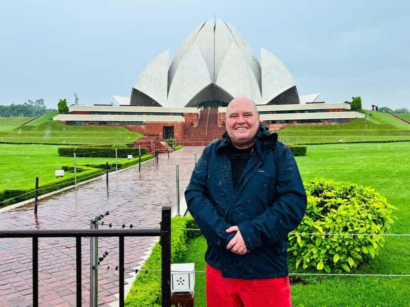 Delhi: Old & New Delhi Full or Half-Day Private Guided Tour - Qutub Minar and Lodhi Gardens: the afternoon where details pay off