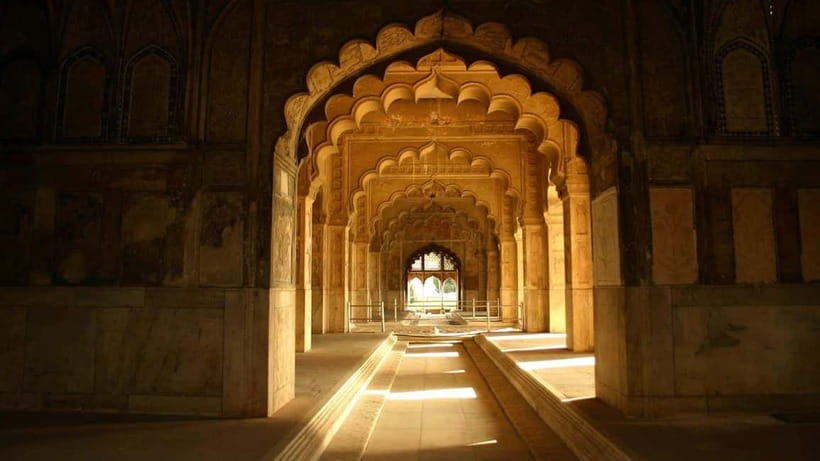 Delhi: Private Full-Day City Tour of Old and New Delhi - Price and logistics: what $32 buys in a private full day