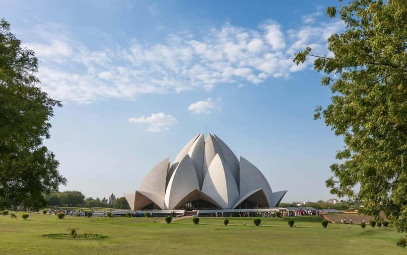 Delhi: Private Half-Day City Tour with Pickup & Highlights - What to bring, and how to avoid common friction