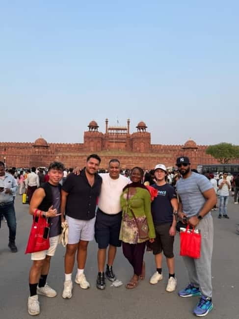 Delhi: Private Half-Day or Full-Day Old and New Delhi Tour - Old Delhi’s centerpiece: Jama Masjid and the way the city smells
