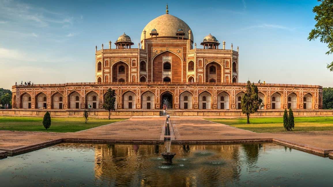 Delhi: Private Humayun’s Tomb Guided Tour with Entry Ticket - Comfortable value at about $8 per person