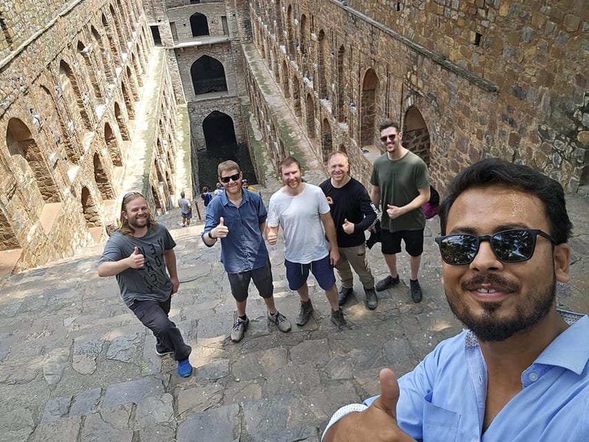 Delhi: Private Old and New Delhi Full or Half Day Tour - Raj Ghat and India Gate: respectful stops before the big-photo landmarks
