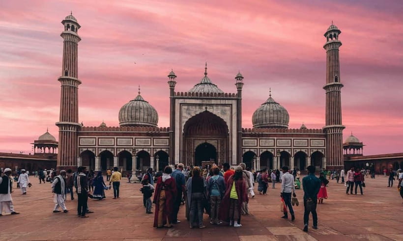 Delhi: Private Old & New Delhi Tour – Full or Half Day - One Price, Two Worlds: Old Delhi to Parliament