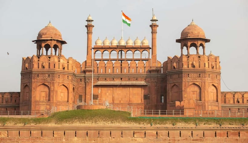 Delhi: Private Old & New Delhi Tour – Full or Half Day - India Gate to Lotus Temple: Memorials, Meaning, and a Calm Shape