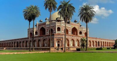 Delhi: Private Old & New Delhi Tour - Full or Half-Day tour - Qutb Minar, Lotus Temple, and Gurudwara Bangla Sahib: Delhi’s Icons in Three Different Moods