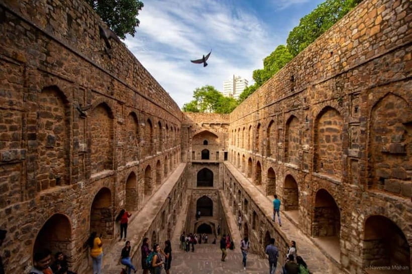 Delhi: Private Tour of Old and New Delhi with Hotel Pickup - New Delhi icons: Lotus Temple and Humayun’s Tomb without the scramble