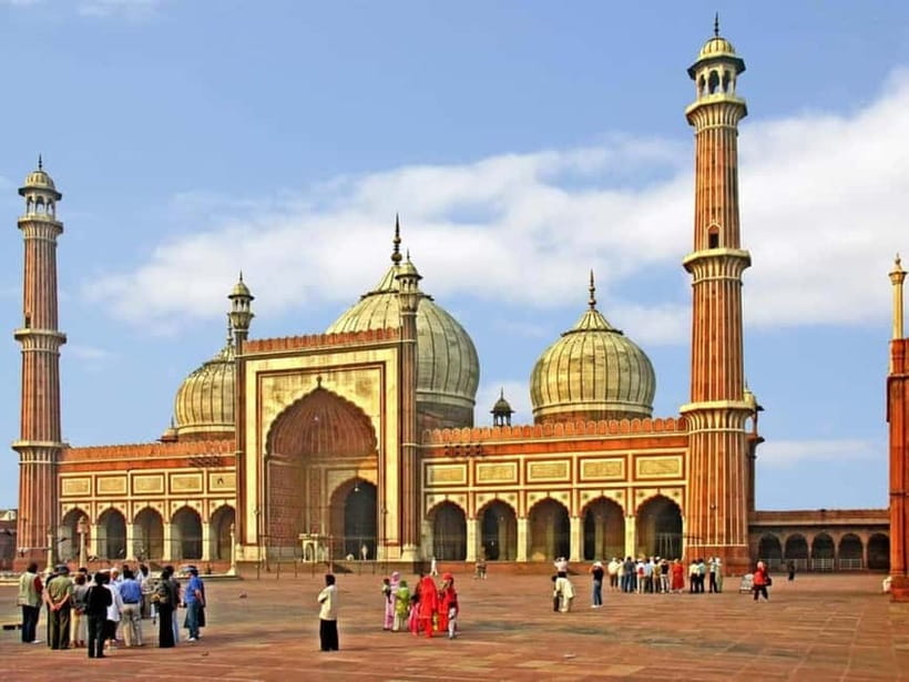Delhi: Private Tour of Old and New Delhi with Hotel Pickup - The landmarks that connect the dots: India Gate, Red Fort, President’s House, and Raj Ghat