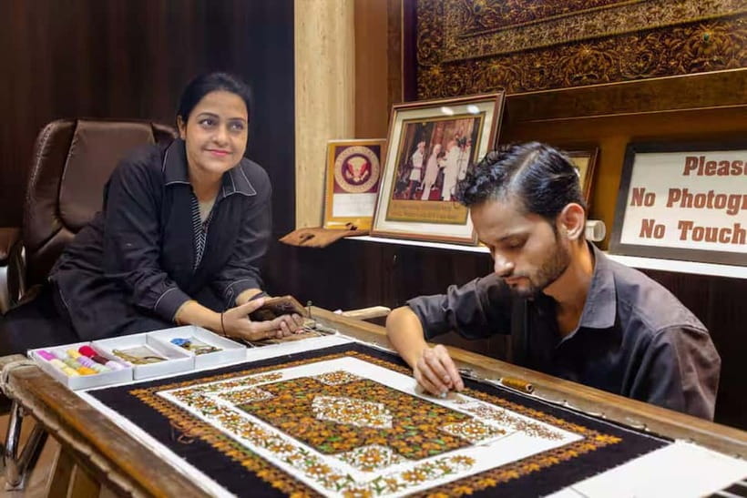 Delhi: Textile Trail Tour with Artisan Interaction - Pickup Zones and Timing: 4–8 Hours That Actually Fit a Day