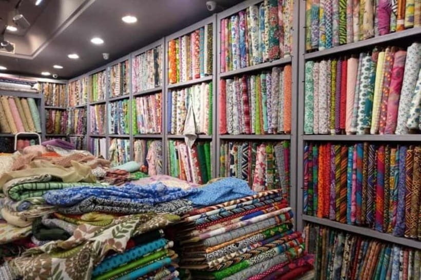 Delhi: Textile Trail Tour with Artisan Interaction - Dilli Haat: Craft Displays with a More Organized Feel