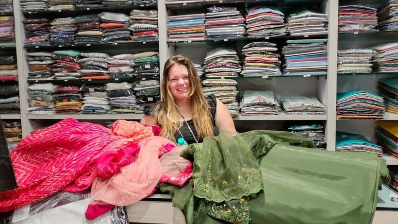 Delhi: Textile Trail Tour with Artisan Interaction - Custom Tailoring: Getting Suits and Formalwear Delivered Fast