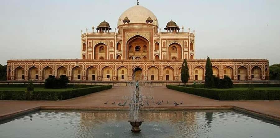 Delhi:Private Old & New Delhi Tour.Full &Half Day By Ac Car - Key Things You’ll Notice on This Delhi Old + New Day Trip