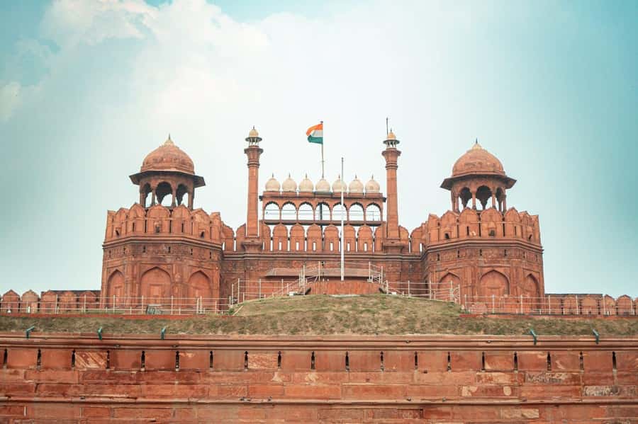 Delhi:Private Old & New Delhi Tour.Full &Half Day By Ac Car - India Gate and the Lotus Temple Finish: Memorial Meets Modern Design