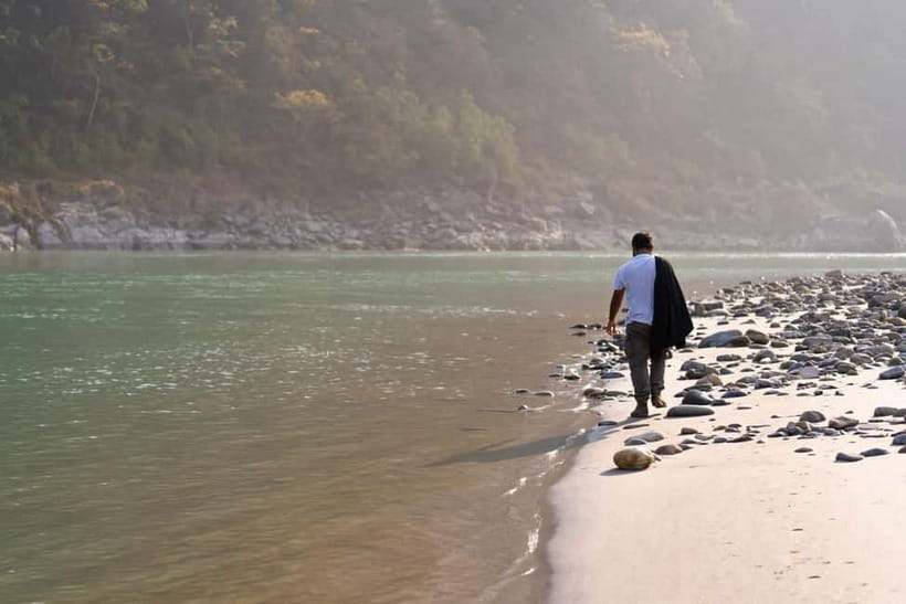 Early Morning 2 Hours Yoga Session In Rishikesh at Ghat - Quick hits