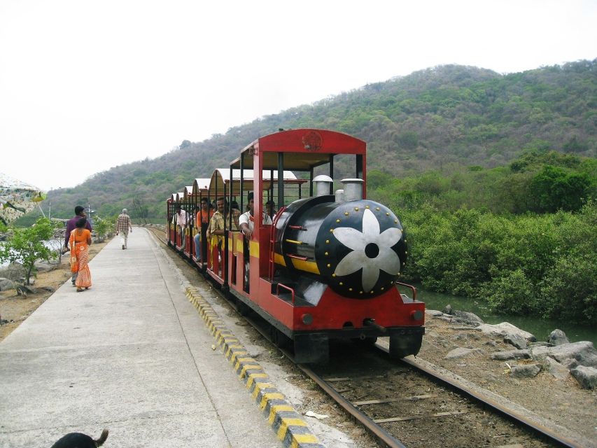 Elephanta Cave Tour with Bollywood Tour - Price and Value: What $204 Buys You in Real Terms