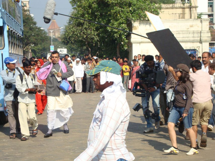 Elephanta Cave Tour with Bollywood Tour - Morning Pickup and Your Easy Start in Air-Conditioned Comfort