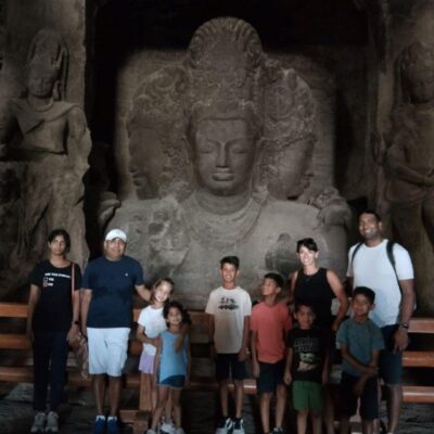 Elephanta Caves & Island Guided Tour - Getting there the practical way: Gateway of India and the ferry rhythm