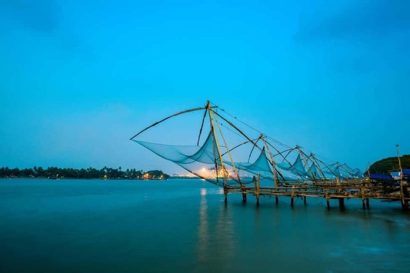Explore Kochi in Nightlights: Guided Tour by Foot - Kochi’s Colonial Lanes Feel Different After Sundown