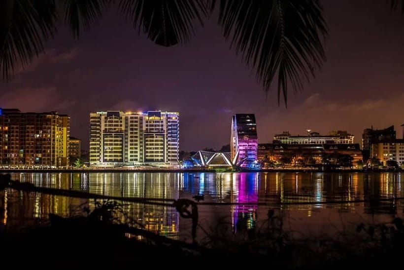 Explore Kochi in Nightlights: Guided Tour by Foot - What’s Included for $12: The Value Math That Actually Matters
