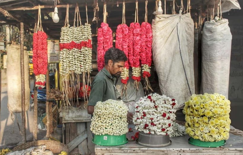 Exploring Chennai Bustling Markets: Guided Tour by Foot - The guide factor: history you can point at