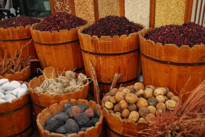 Exploring Chennai Bustling Markets: Guided Tour by Foot - When to think twice before booking
