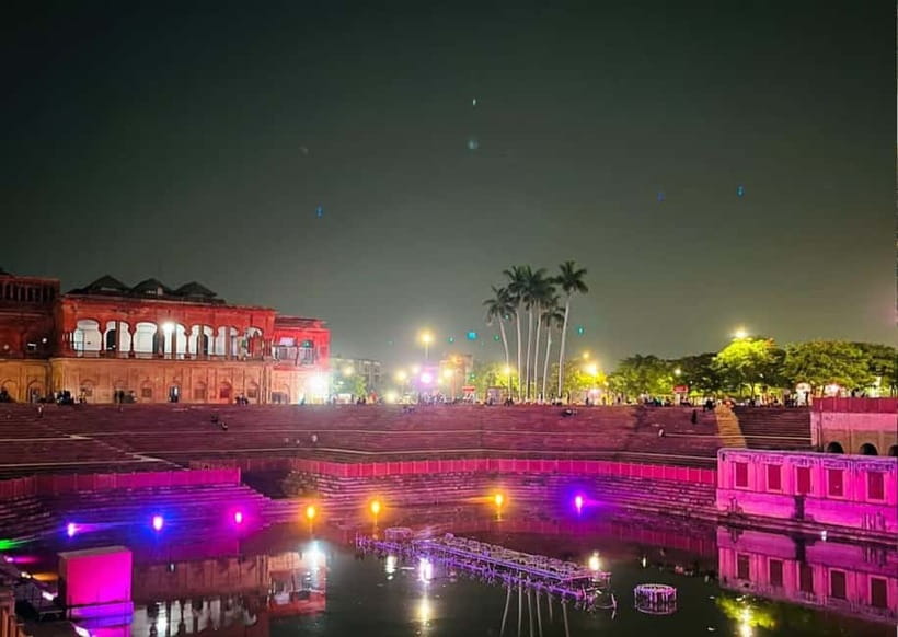 Exploring Lucknow in Nightlights: Guided Tour by Foot - Chota Imambada: the quieter stop that makes the route feel balanced