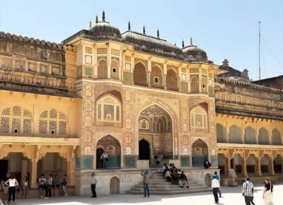 Feel Jaipur Like a Local with Guide & Old City Heritage Walk - Jal Mahal photo stop, then Royal Gaitor’s marble calm