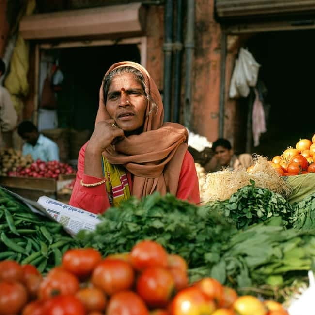 Food Tour: Highlights Tour with Tasting &Sunset in Varanasi - The walking route: ghat-side starts and Vishwanath Gali scenery