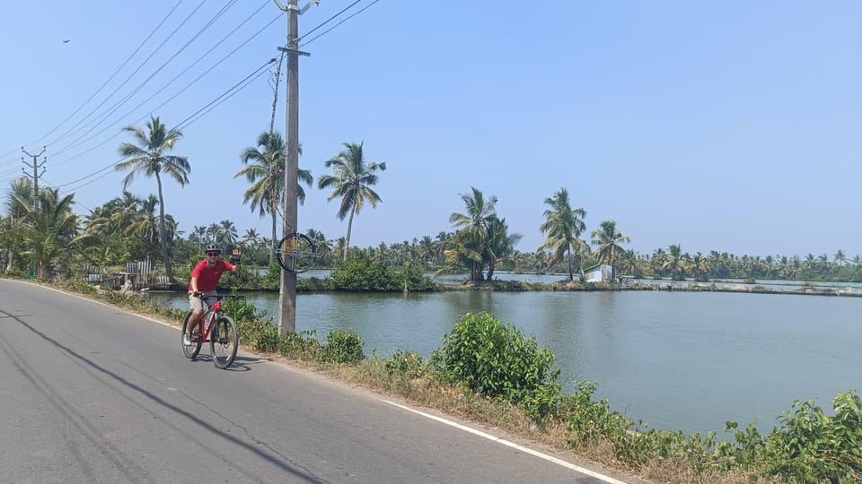 Fort Kochi Beach and Backwater eBike/Cycling Tour (Half Day) - Who should book this cycling half day from Fort Kochi