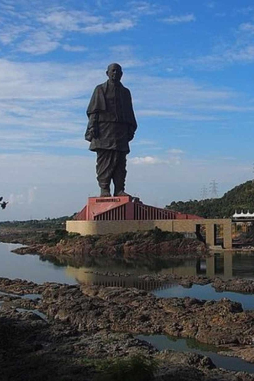 From Ahmedabad: Statue of Unity Guided Tour - Valley of Flowers around the monument: a calmer moment in a big day