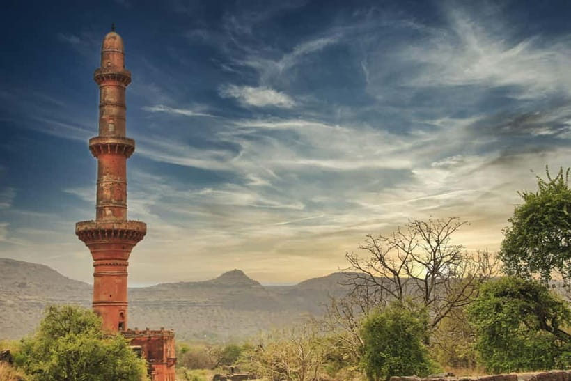 From Aurangabad: 2-Day Ajanta and Ellora Caves Private Tour - The Real Difference: Your Driver and Optional Guide