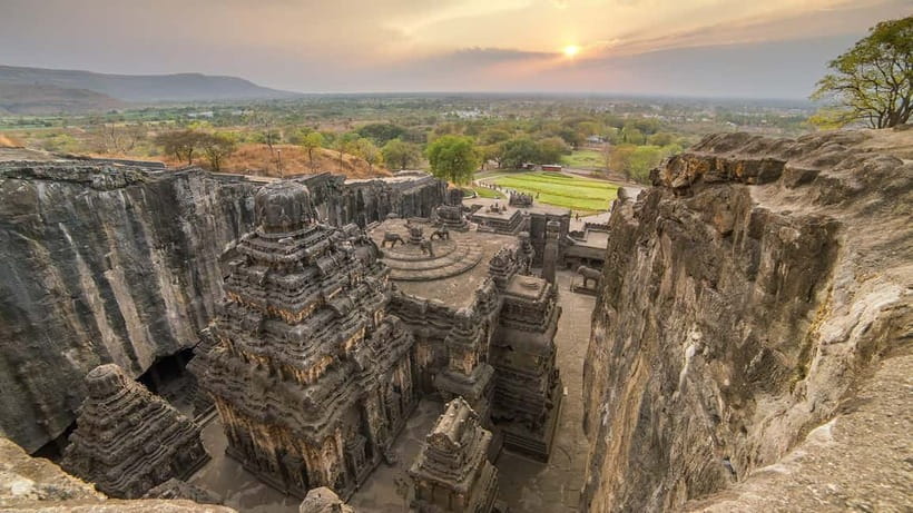 From Aurangabad: Ajanta & Ellora Day Tour with All Inclusion - What to Bring and What to Watch For at the Caves