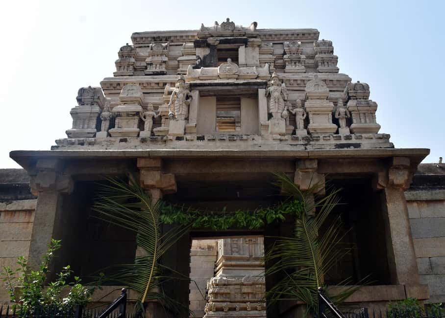 From Bangalore: Lepakshi Temple and Adiyogi Statue Day Trip - Price and value: what $109 covers, and what you’re buying