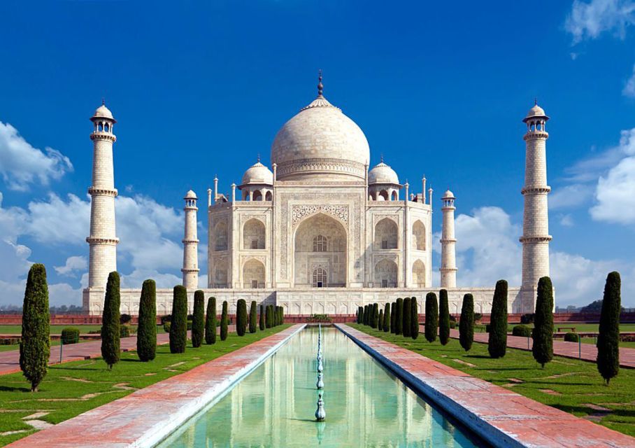 From Bangalore: Taj Mahal and Agra Guided Tour - Entering the Taj Mahal: marble, symmetry, and the love story