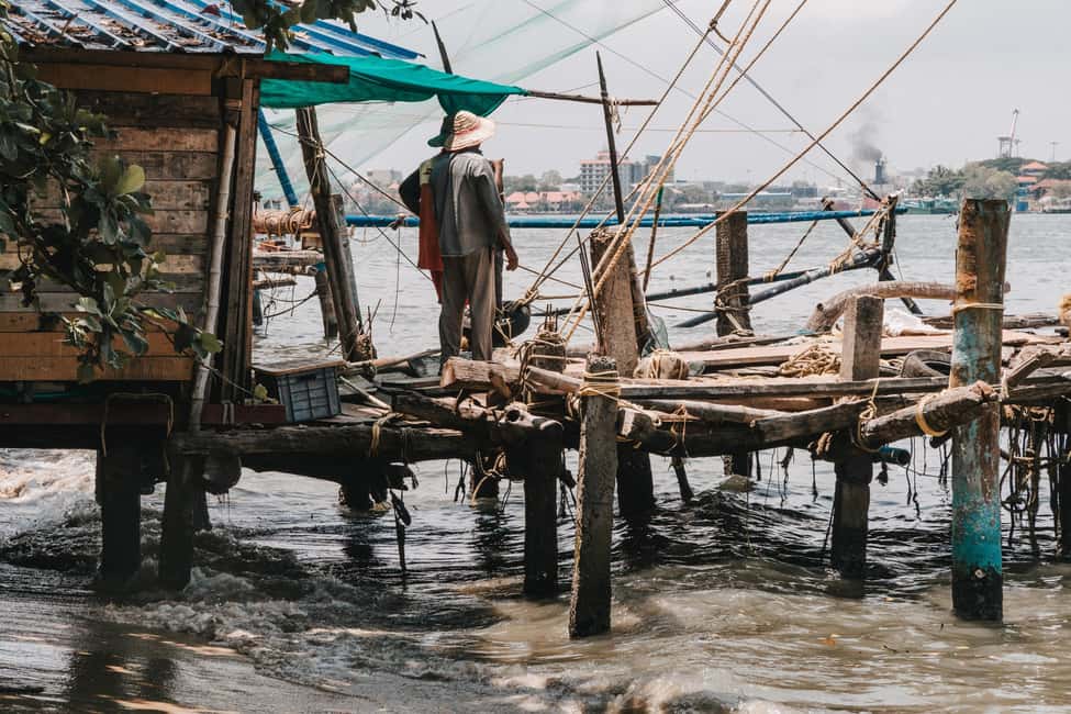 From Cochin: Fort Kochi Same Day Tour with Dutch Palace - St. Francis Church: Vasco da Gama’s connection, minus the hype