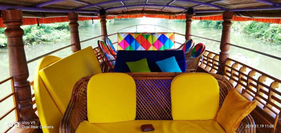 From Cochin Port: Backwater Cruise and Chinese Nets - Lunch and snacks: how the meal option changes your day